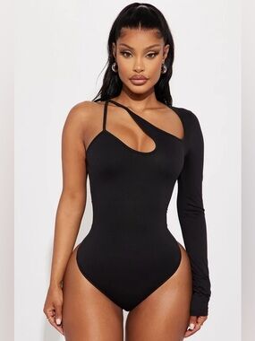 Fashion Nova Georgia Strappy Bodysuit - Black